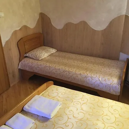 Apartament Pizzeria Actros Nova Topola